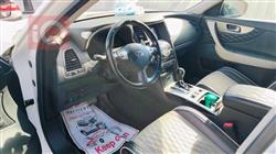 إنفينيتي QX70